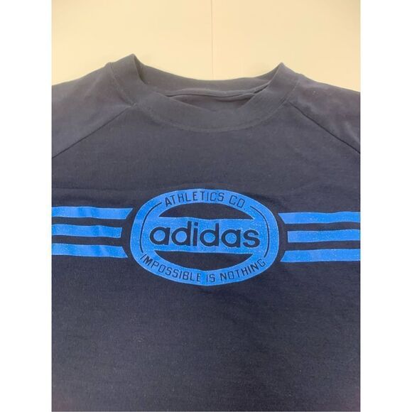 Vintage Adidas T-shirt - Picture 2 of 7